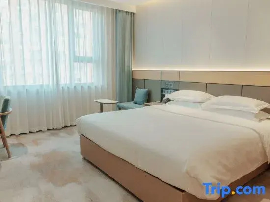 Deluxe Double room (full double bed)