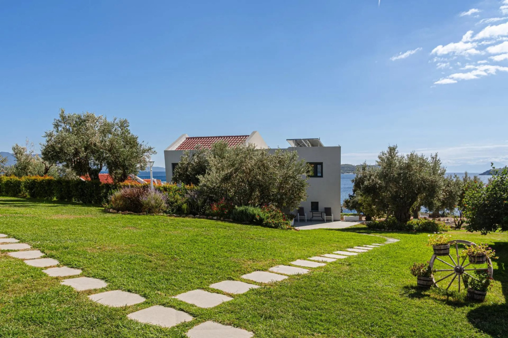 Cape Blue Suites