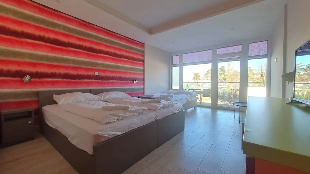 Comfort Quadruple room