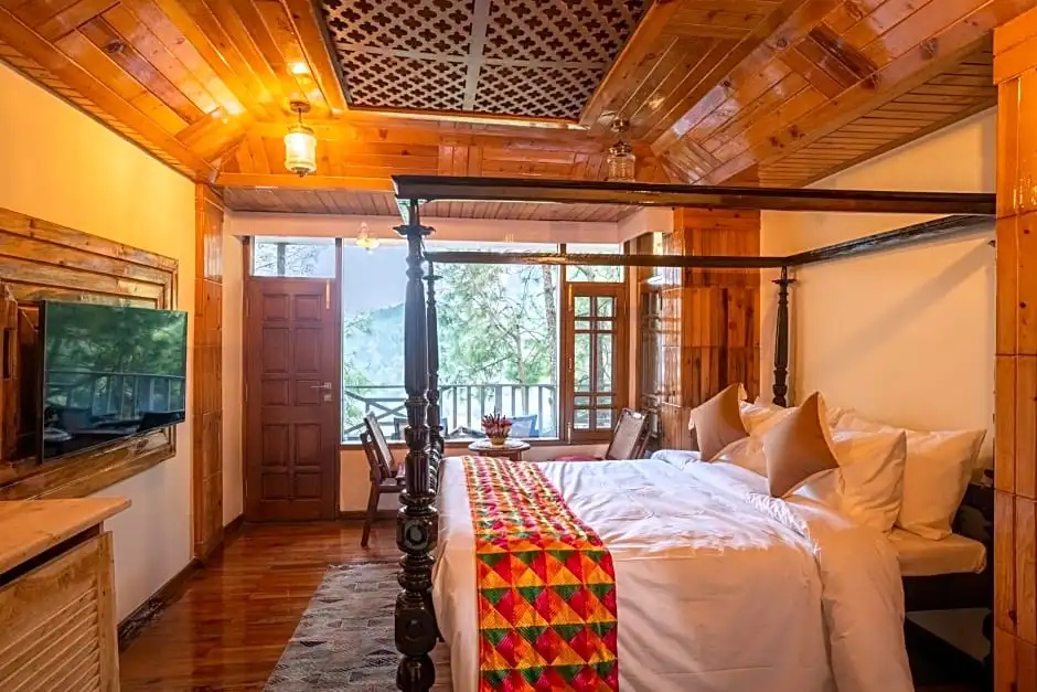 Superior Double room (full double bed)