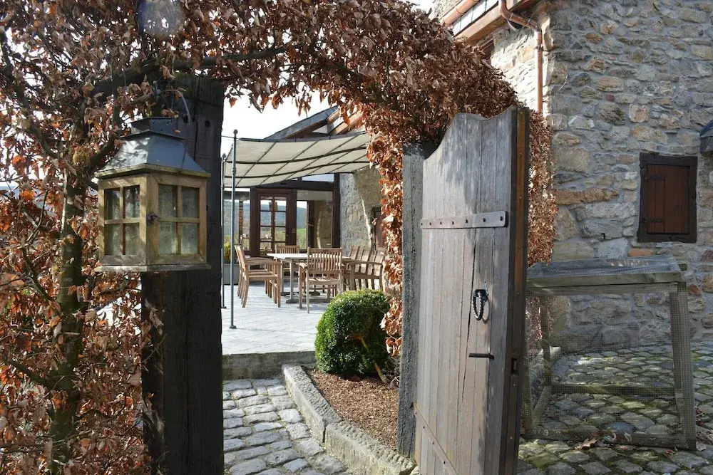 Farmhouse in Belgium Near Lake Coo & Jacuzzi