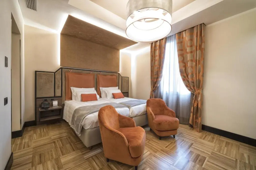 Deluxe Suite
