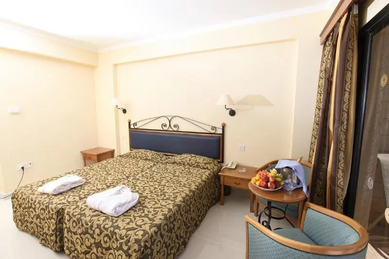 Tsokkos Gardens Hotel & Apartments - Chambres