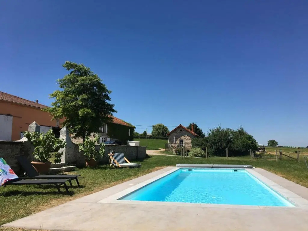 Gîte Saint-André-d'Apchon, 2 pièces, 2 personnes - FR-1-496-142