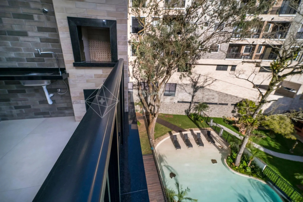 304 Bl 01 - WaldGarten Bombinhas - 50 m do Mar e Frente Avenida - Condomínio de Alto Padrão - Piscina - Academia - Salão de jogos