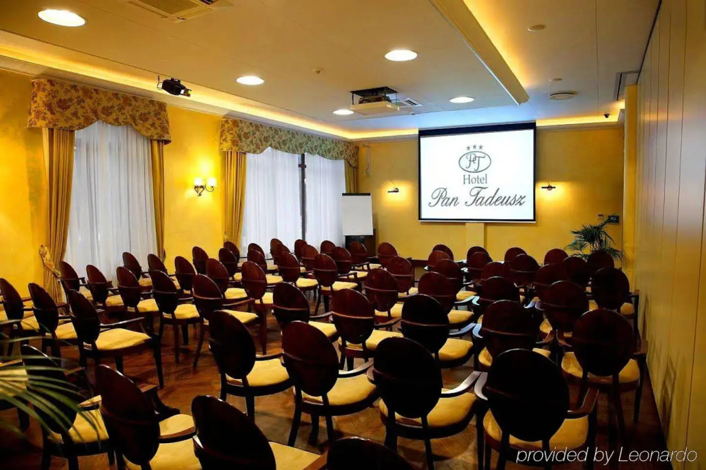 Hotel photo 12