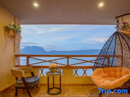 Balcony & Terrace