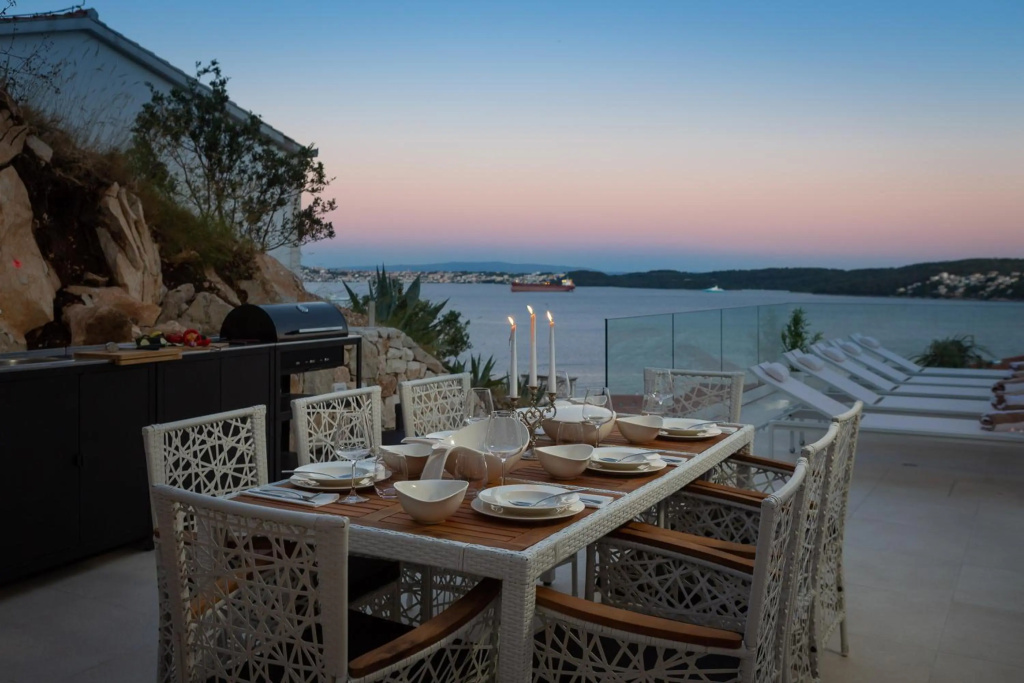 Villa Adria View with Heated Pool I