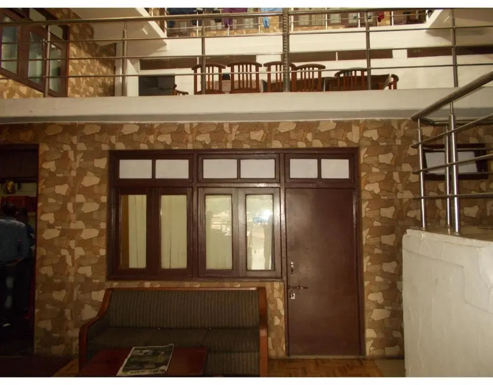Hotel Mansarovar Palace