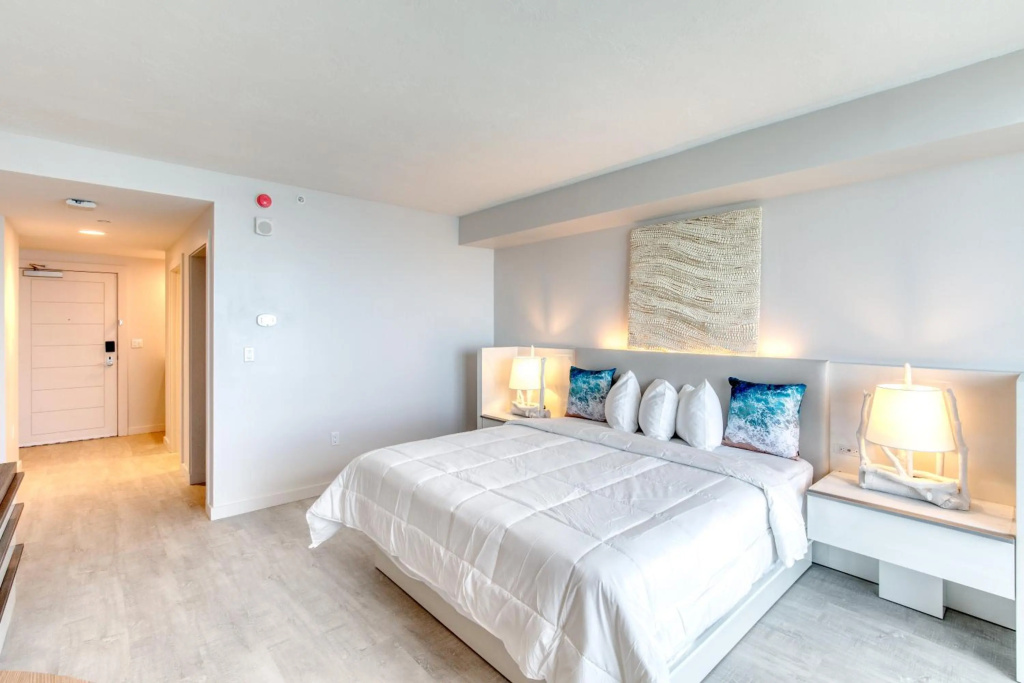 Daytona Grande Oceanfront Resort — 4