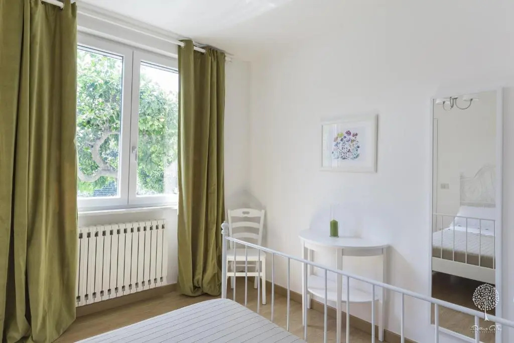Standard Double room with garden view (full double bed)
