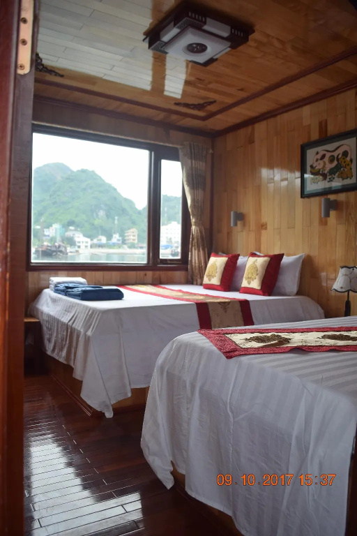 Deluxe Double room with sea view (twin beds)