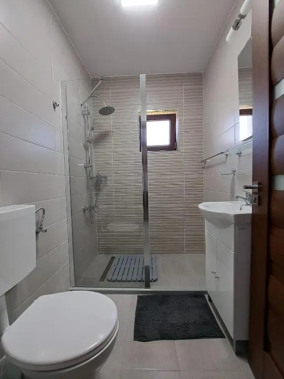 Standard Double room with balcony (full double bed)
