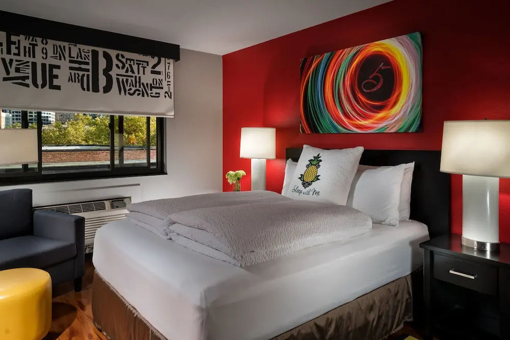 Staypineapple, Hotel FIVE, Downtown Seattle - Chambres