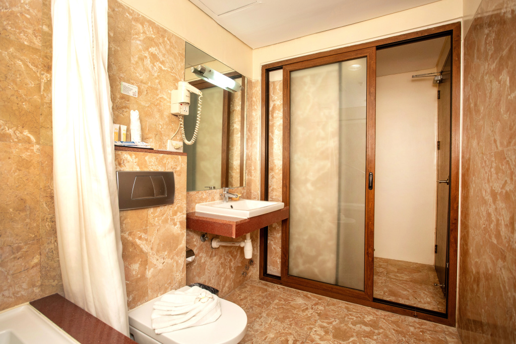 Crown Regency Beach Resort - Général