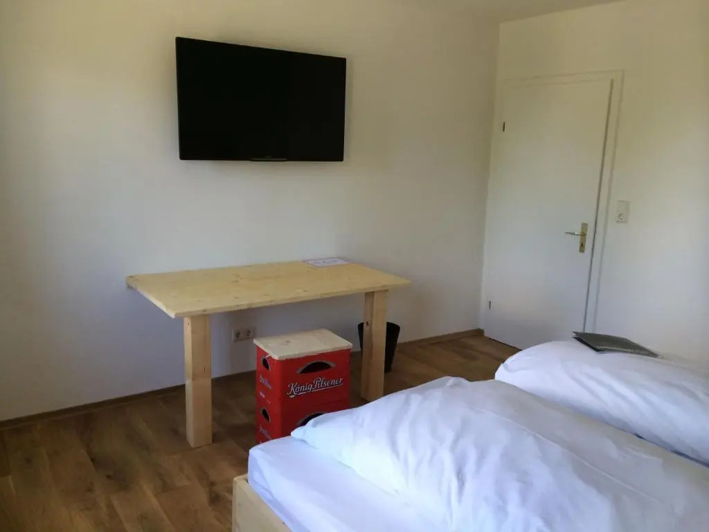 Deluxe Double room (full double bed)