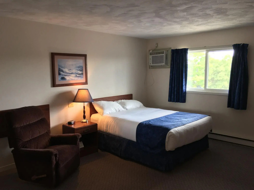 Fairway Inn - фото 4