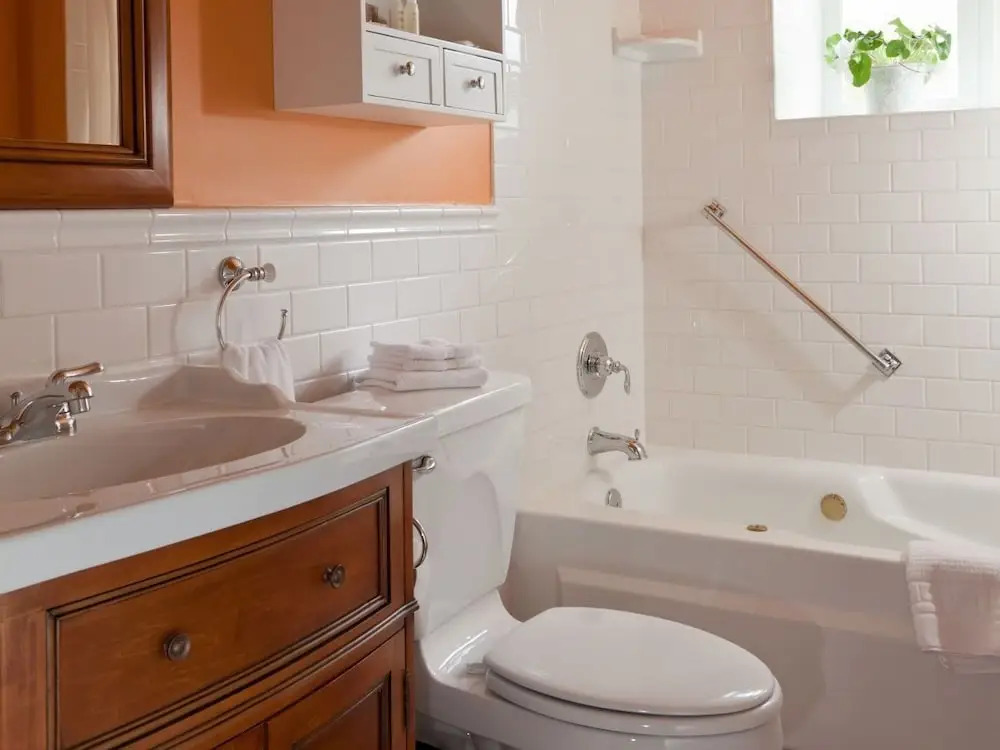 Abbeymoore Manor Bed & Breakfast Inn by null