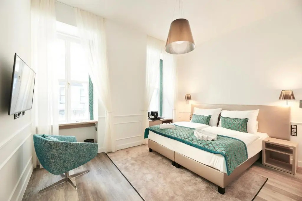 Superior Double room (full double bed)
