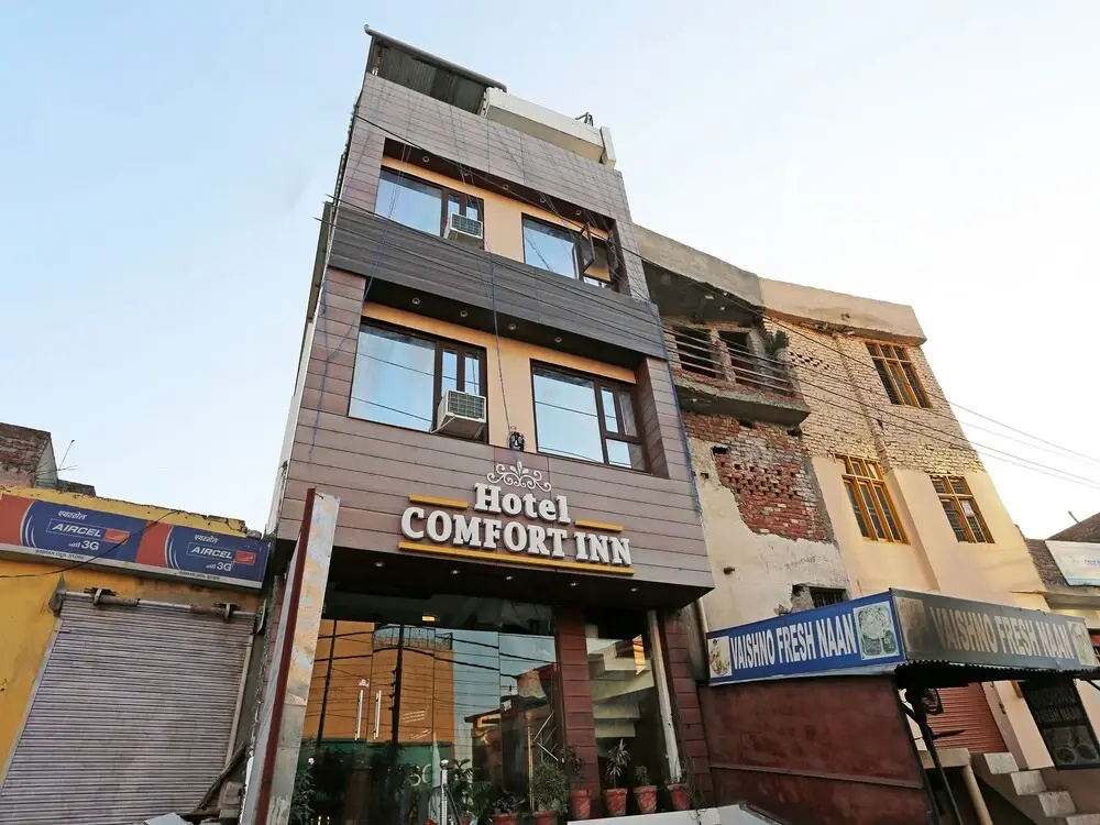 OYO 26156 Comfort Inn
