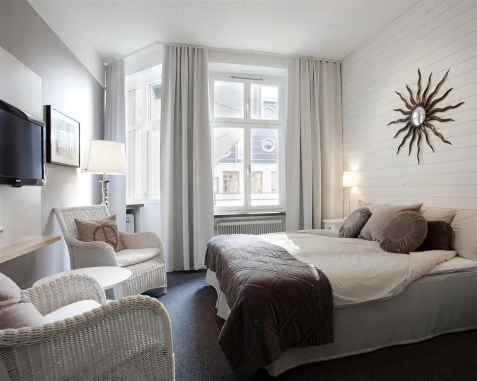 Quadruple Suite (full double bed)