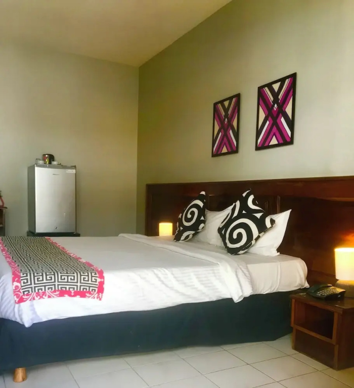 Comfort Double room with city view (full double bed)