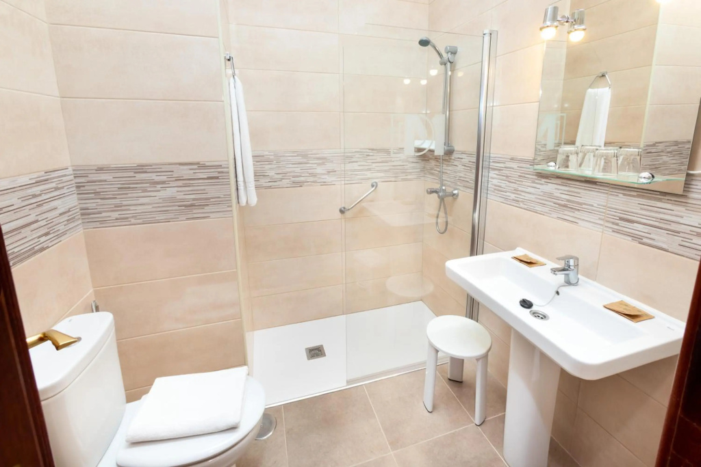 Отель West Lodge Park Hotel в Лондоне