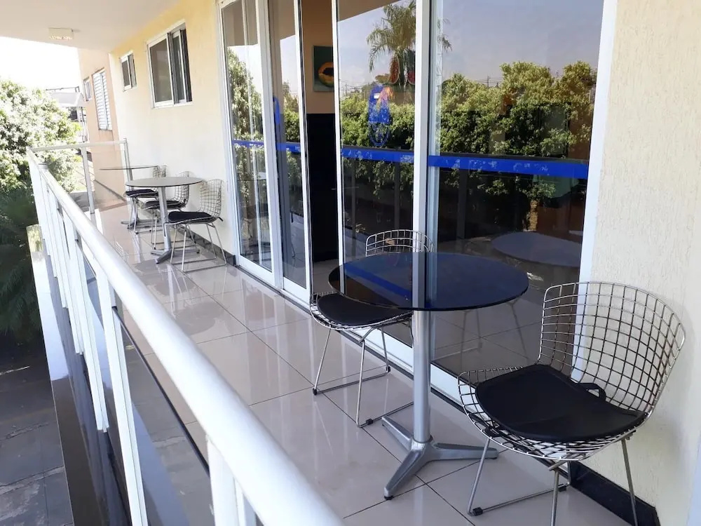 Cristal Palace Inn - 4
