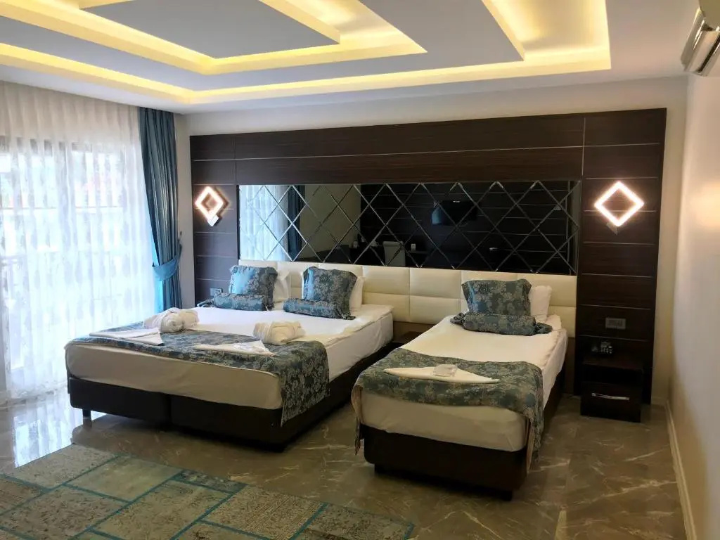 Triple room