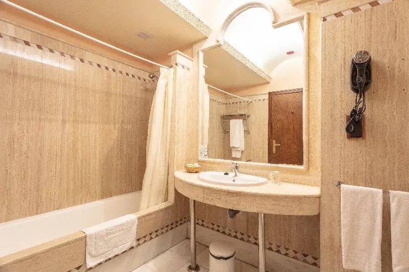 Hotel Abades Guadix - Chambres