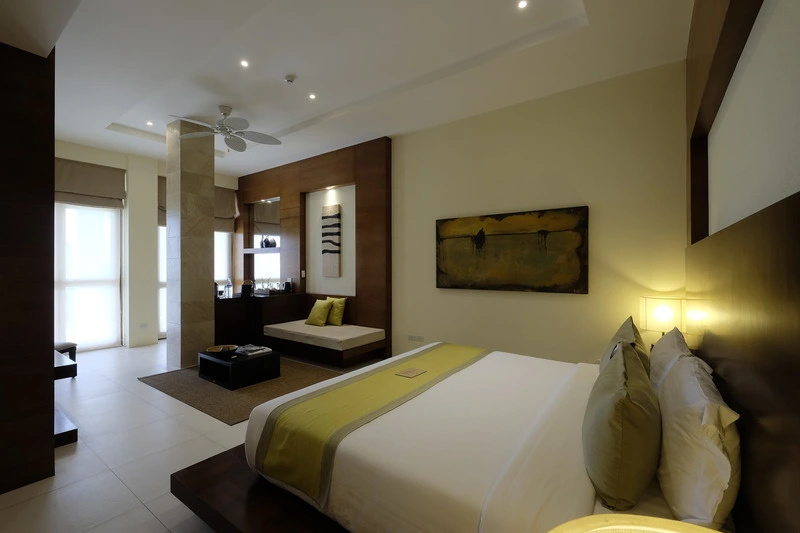 Standard Double room with balcony (full double bed)