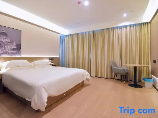 Deluxe Double room (full double bed)