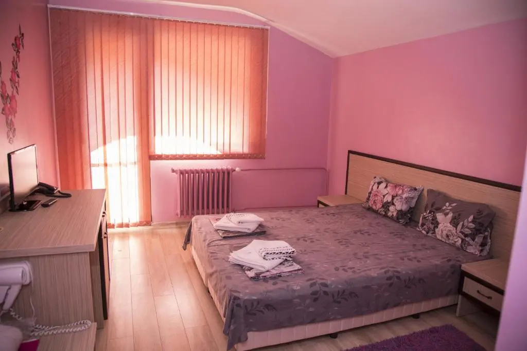 Hotel Emaly Green - Chambres