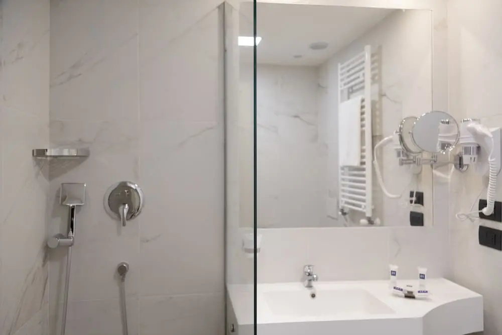 Jr Hotels Bocconi Milano - Chambres