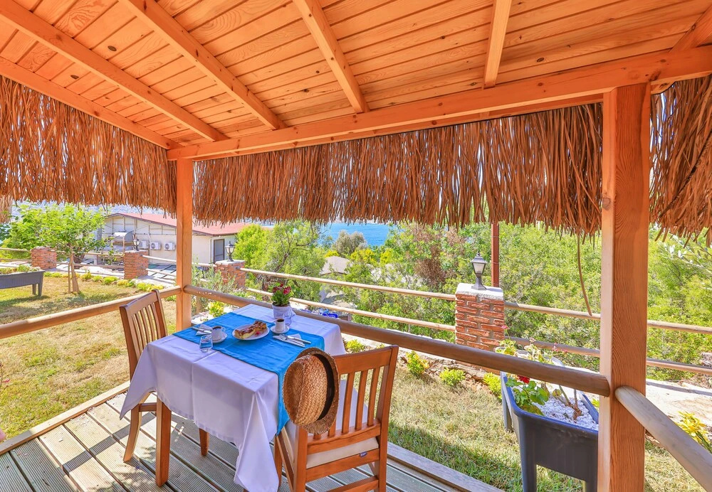 Almond Bungalow Hotel