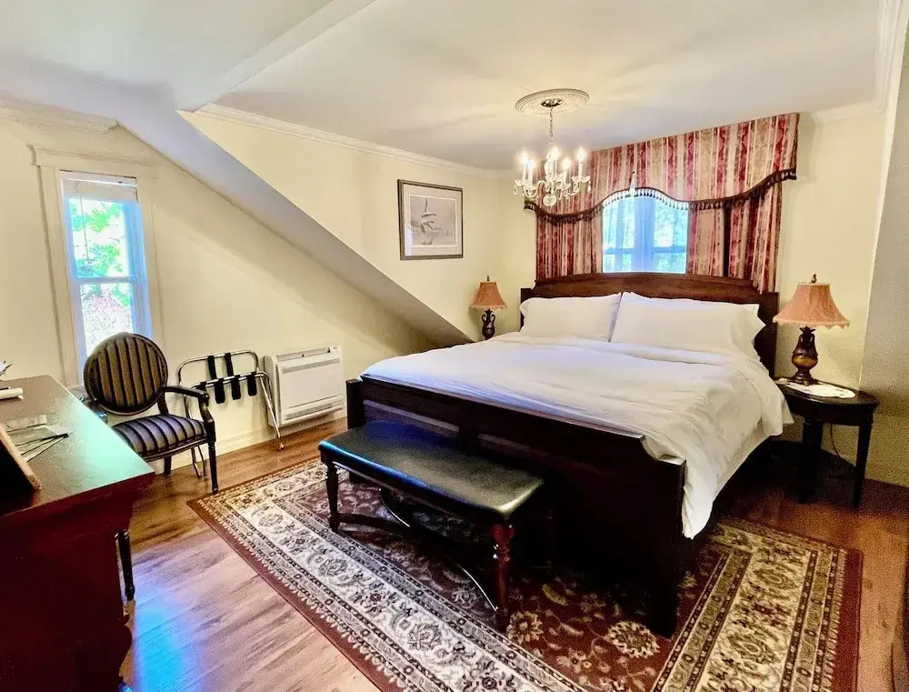 Luxury Double room with garden view (full double bed)