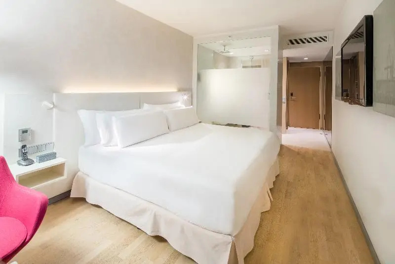 Superior Double room (full double bed)