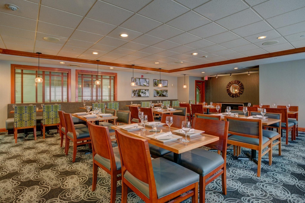Holiday Inn Hotel & Suites-Milwaukee Airport by IHG - Général