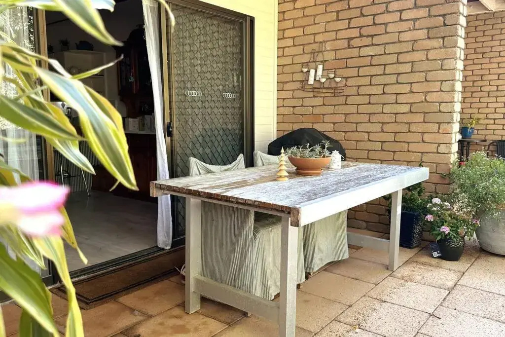 Townhouse 4 Bottlebrush Avenue 1