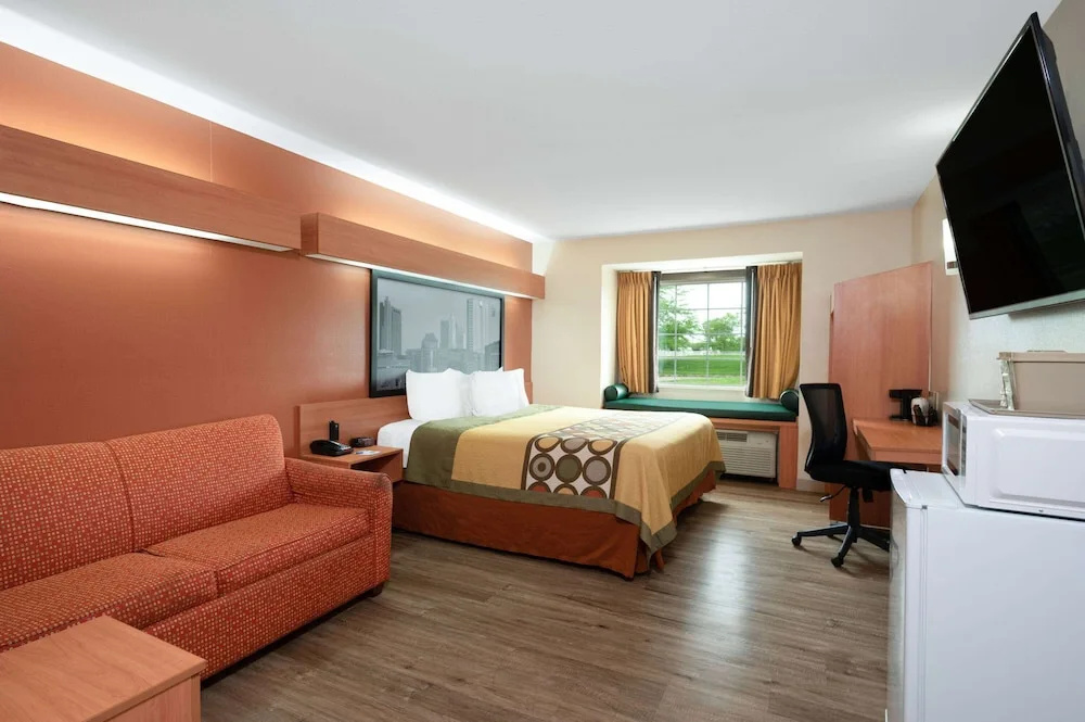 Double Suite (full double bed)