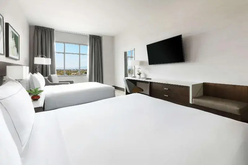 DoubleTree by Hilton Tucson Downtown Convention Center - Tap to explore photos