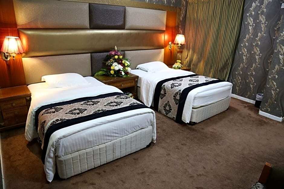 Dubai Palm Hotel