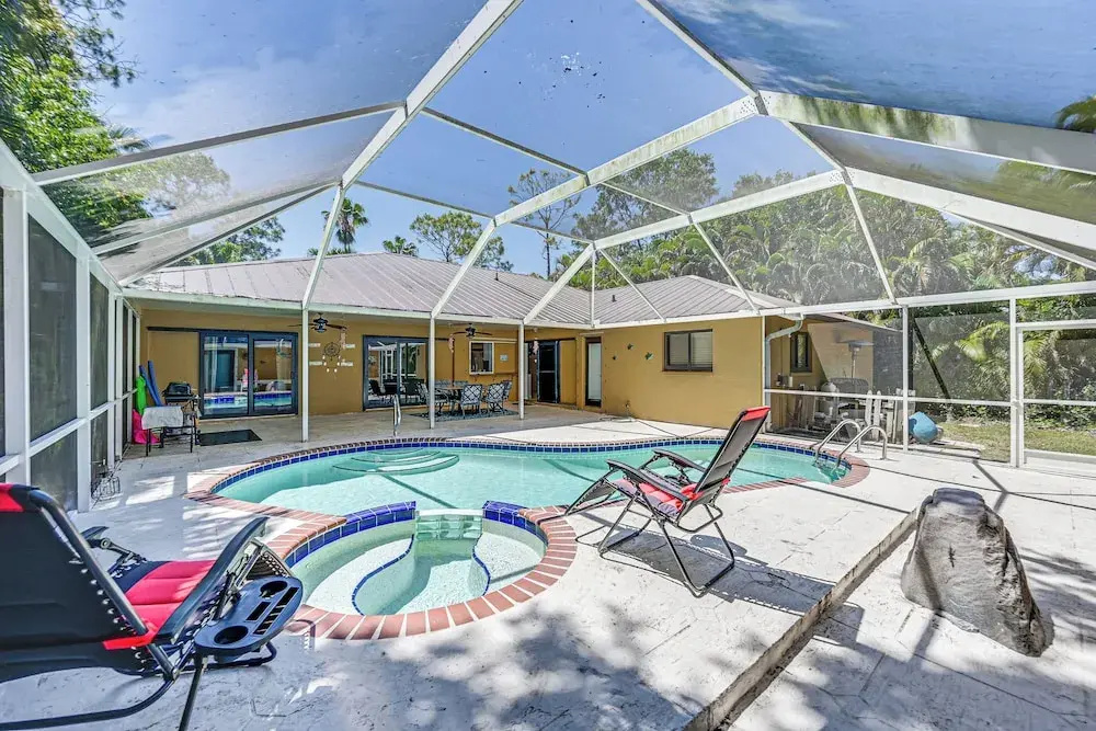 Lovely Naples Home: Backyard Oasis w/ Pool!