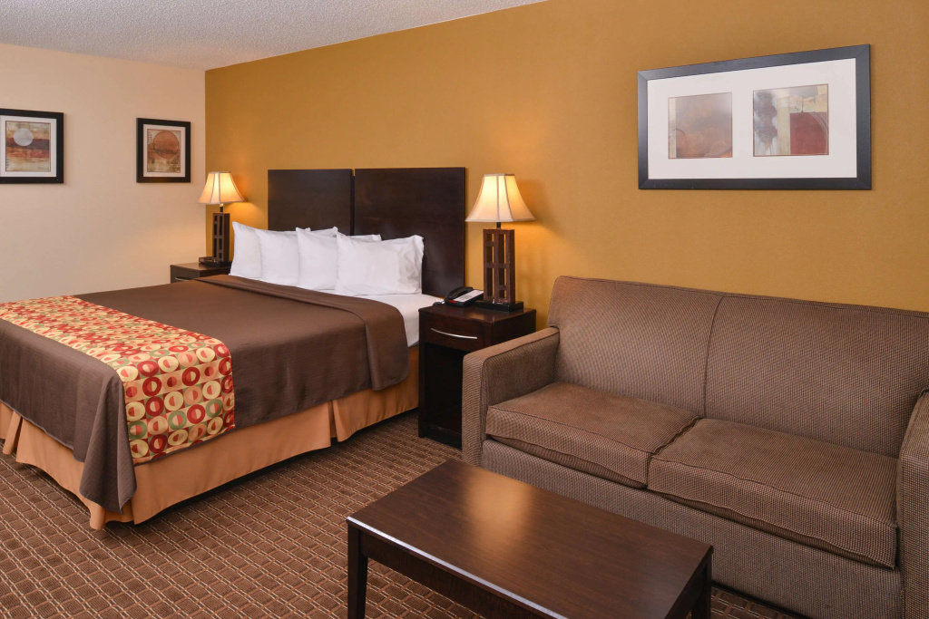 Standard Double room (full double bed)