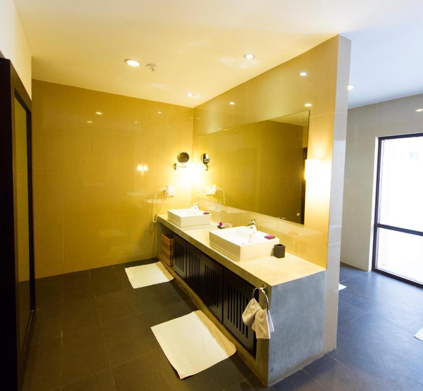 Avani Bentota Resort