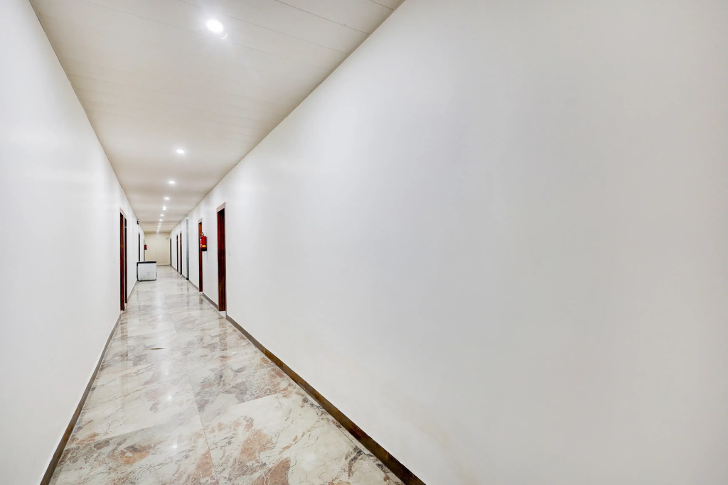 Super Townhouse Sarai Metro Station Formerly Palla - фото 3