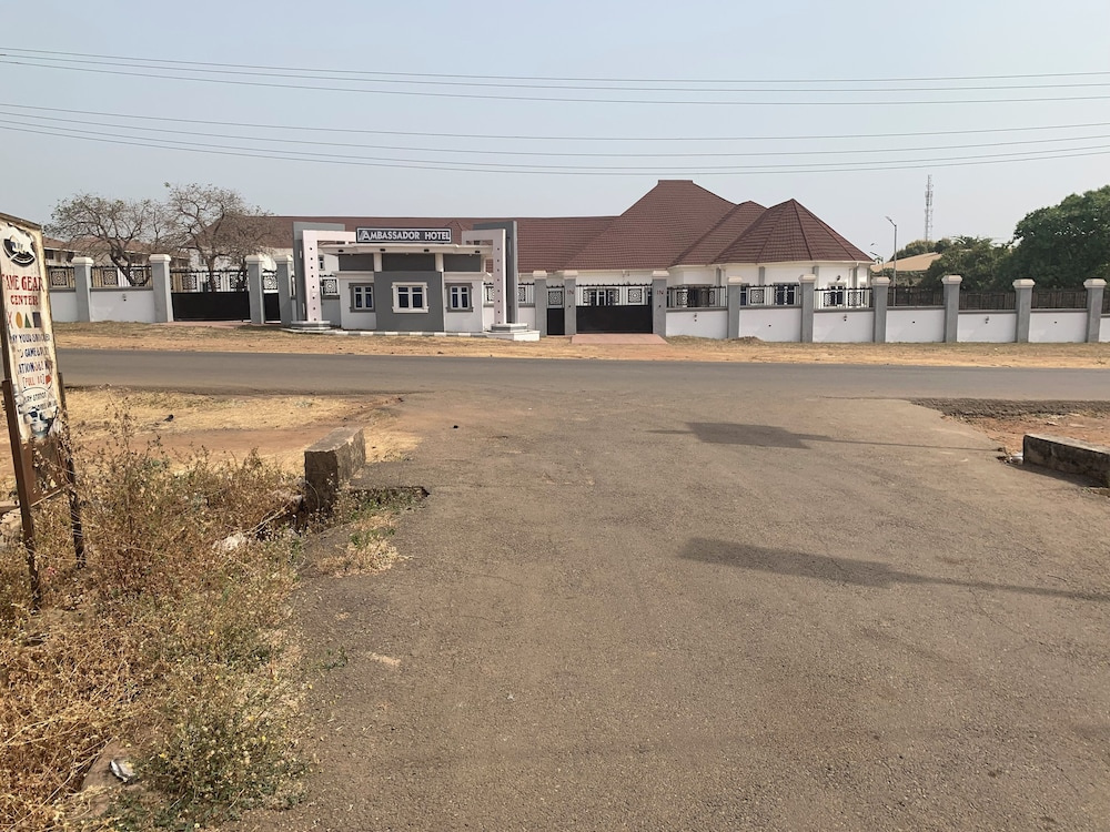 Gbemiro Ambassador Hotel and Suites