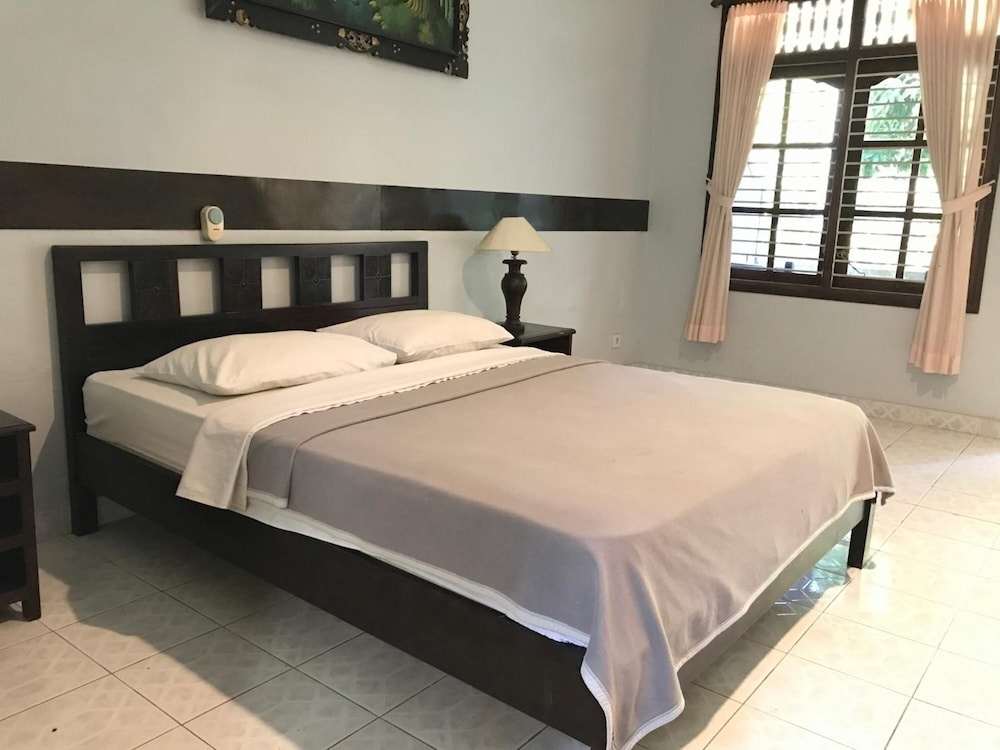 Отель Mangga Bali Inn в Куте