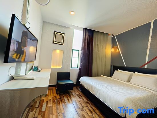 DE Hotel Phnom Penh by null