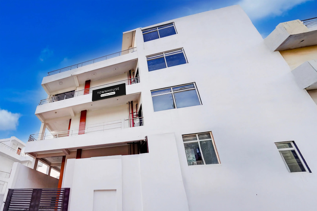 Deluxe With Twin Bedhotel Sky Inn